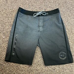American Fighter Board Shorts 34 EUC Drawstring and Velcro closure zip p…